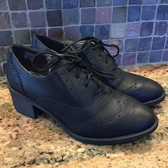 Jellypop Shoes - Women's Jellypop Caressa Black Oxford 2” Heels Lace Closure Fall Fashion Size 8M